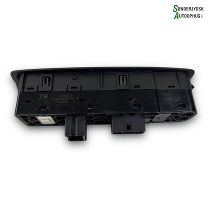 Renault Megane 4 Kontakt Rudehejs Med OEM Nr. 254012952R Fra Renault Ophugger