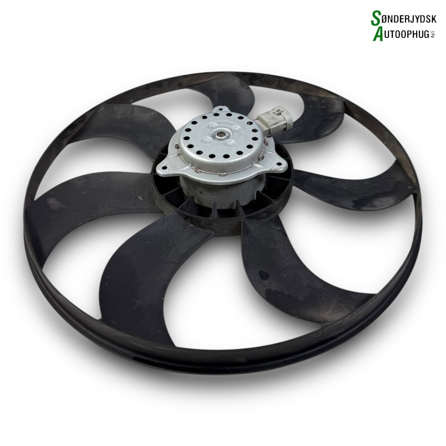 Renault Megane 4 Kølerblæser El Med OEM Nr. 214819674R Fra Renault Ophugger