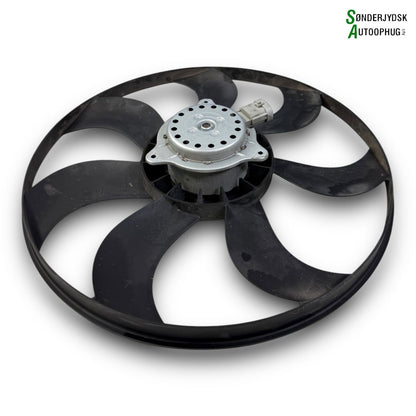 Renault Megane 4 Kølerblæser El Med OEM Nr. 214819674R Fra Renault Ophugger