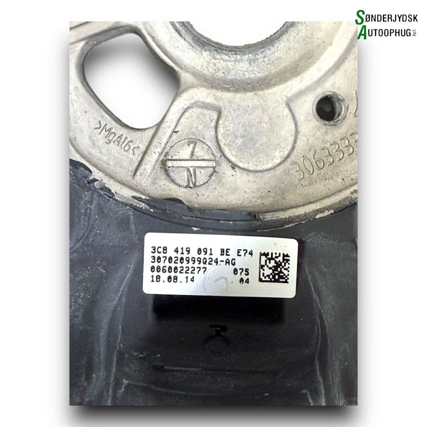 VW Passat 3C Rat Med OEM Nr. 3C8419091BEE74 Fra VW Ophugger