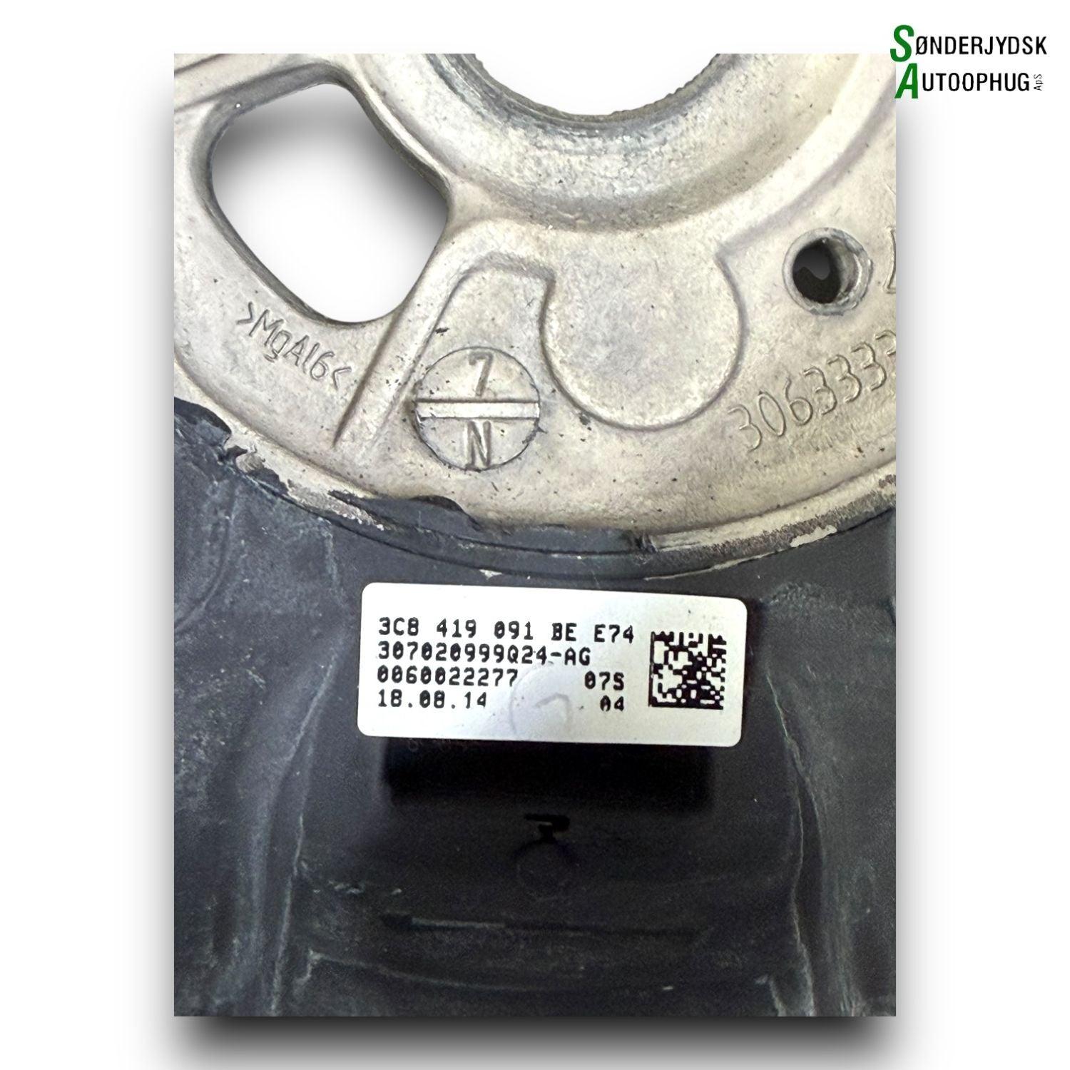 VW Passat 3C Rat Med OEM Nr. 3C8959538G Fra VW Ophugger