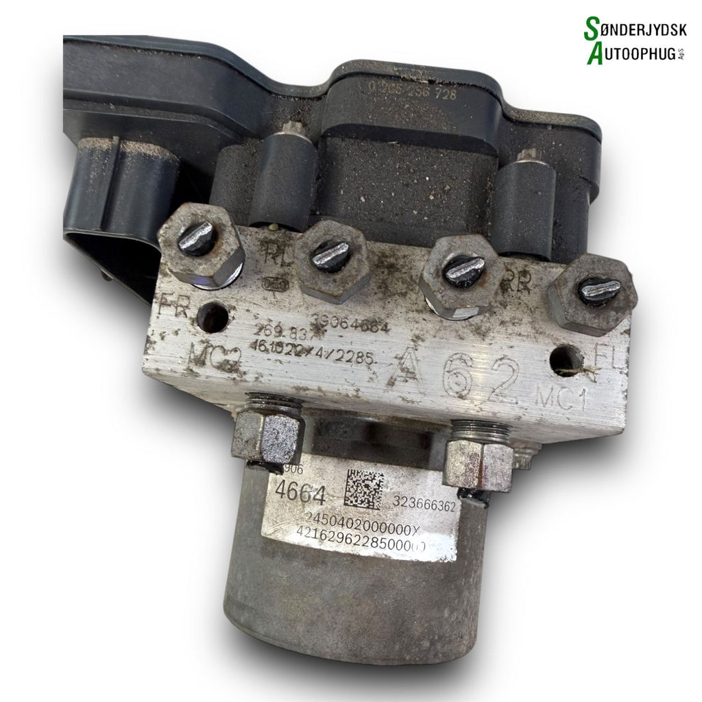 Opel Astra K ABS Pumpe Med OEM Nr. 323666362 Fra Opel Ophugger