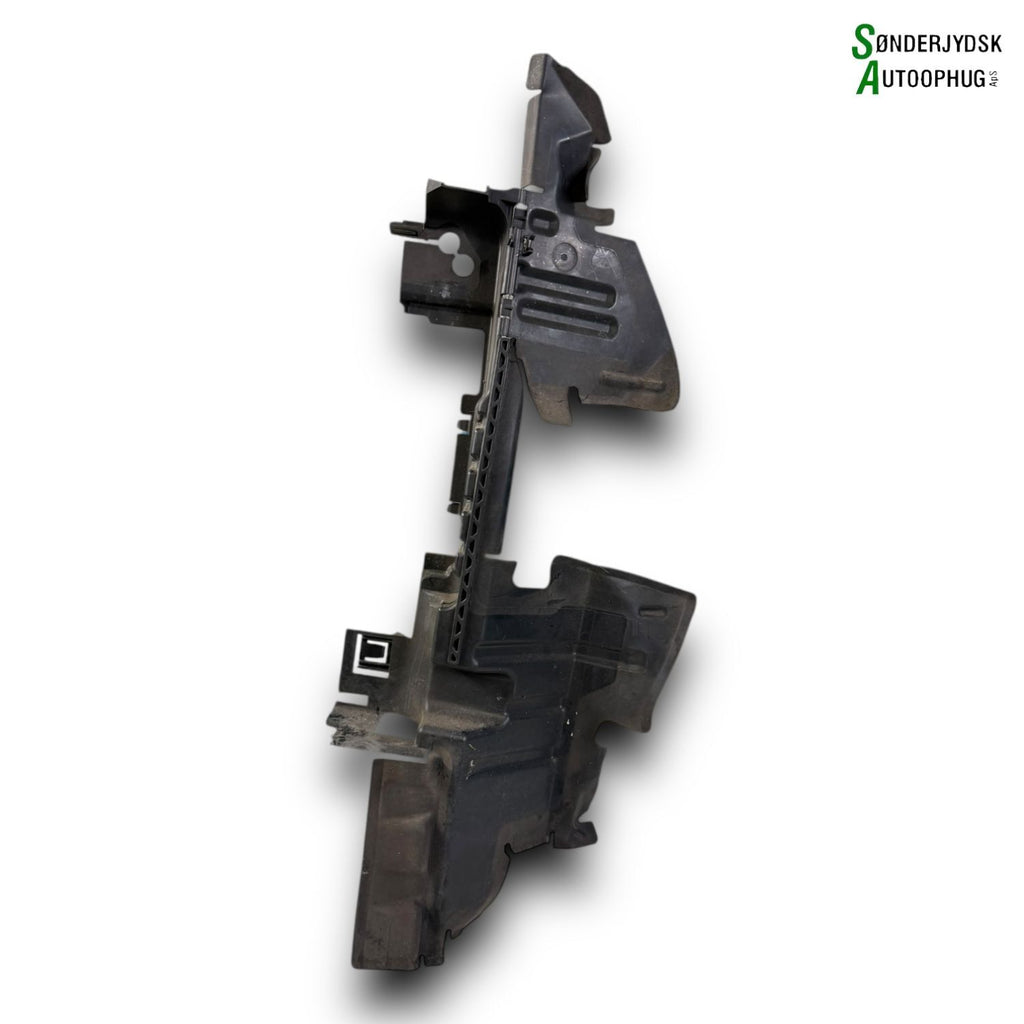 Opel Astra K Front, Løsdele Med OEM Nr. 39002316 Fra Opel Ophugger