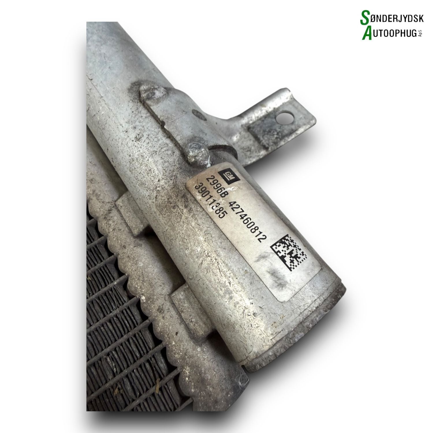 Opel Astra K Køler Aircond Med OEM Nr. 39011385 Fra Opel Ophugger