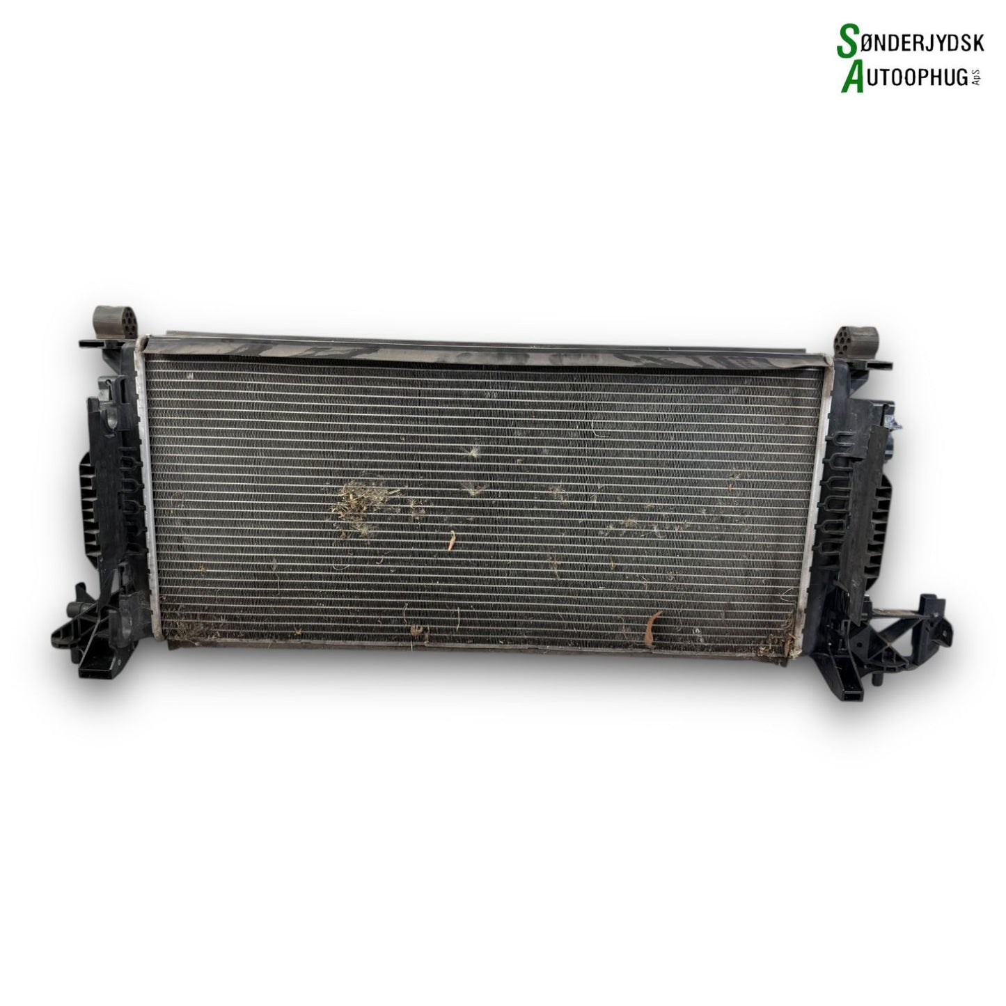 Opel Astra K Køler Med OEM Nr. 39055162 Fra Opel Ophugger