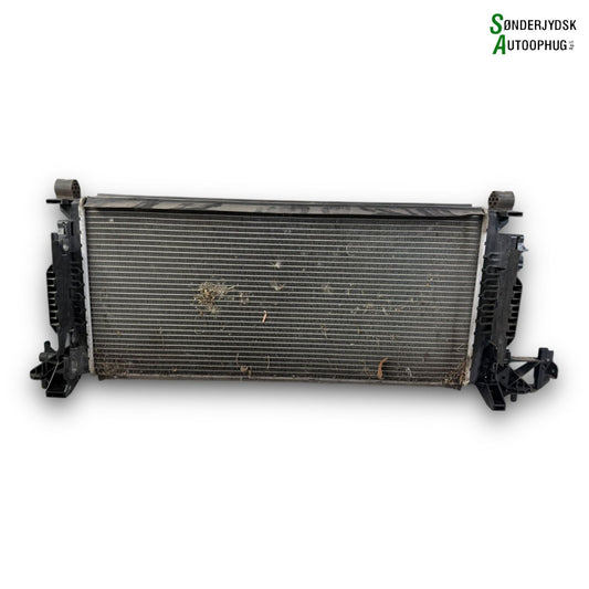 Opel Astra K Køler Med OEM Nr. 39055162 Fra Opel Ophugger