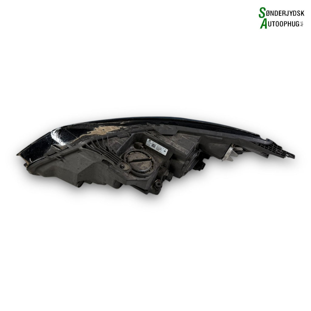 Opel Astra K Forlygte Med OEM Nr. 39081893 Fra Opel Ophugger