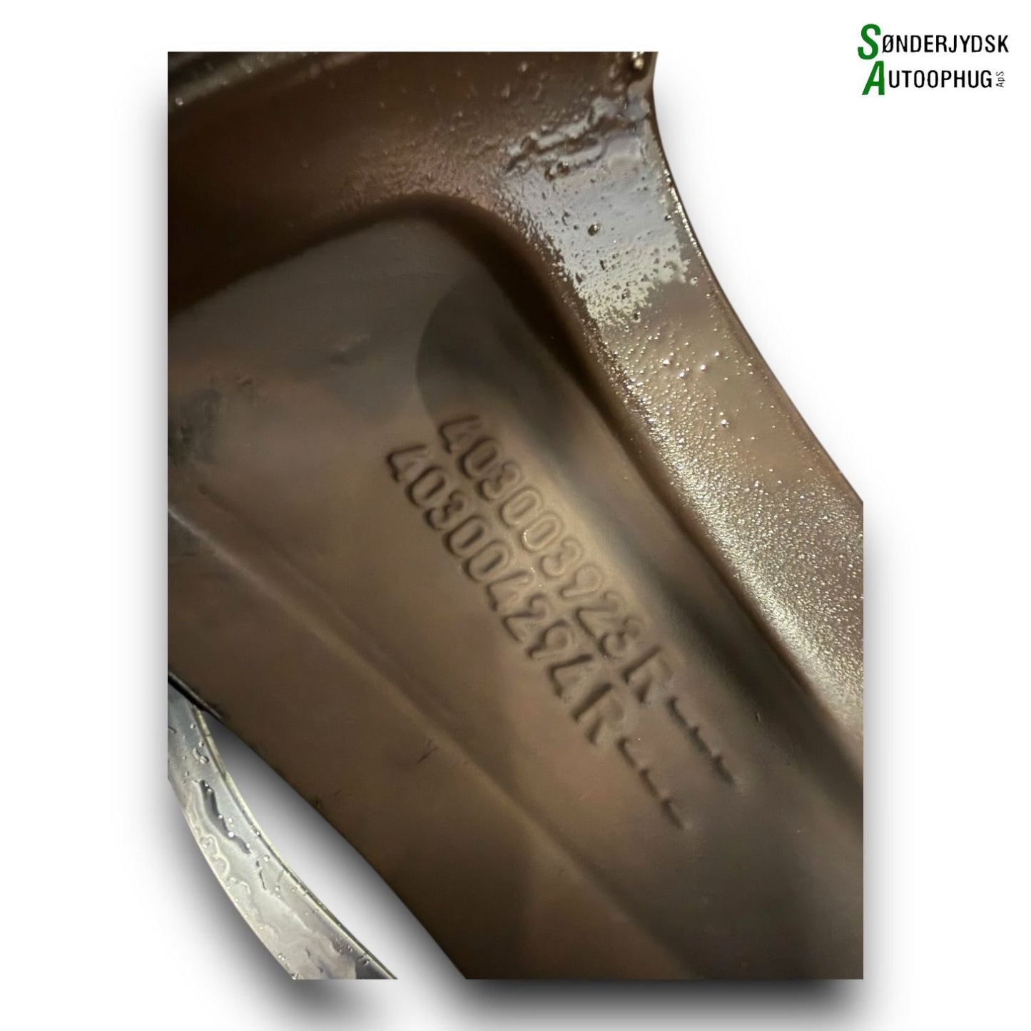 Renault Megane 4 Fælge M/Sommerdæk Med OEM Nr. 403004294R Fra Renault Ophugger