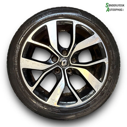 Renault Megane 4 Fælge M/Sommerdæk Med OEM Nr. 403004294R Fra Renault Ophugger