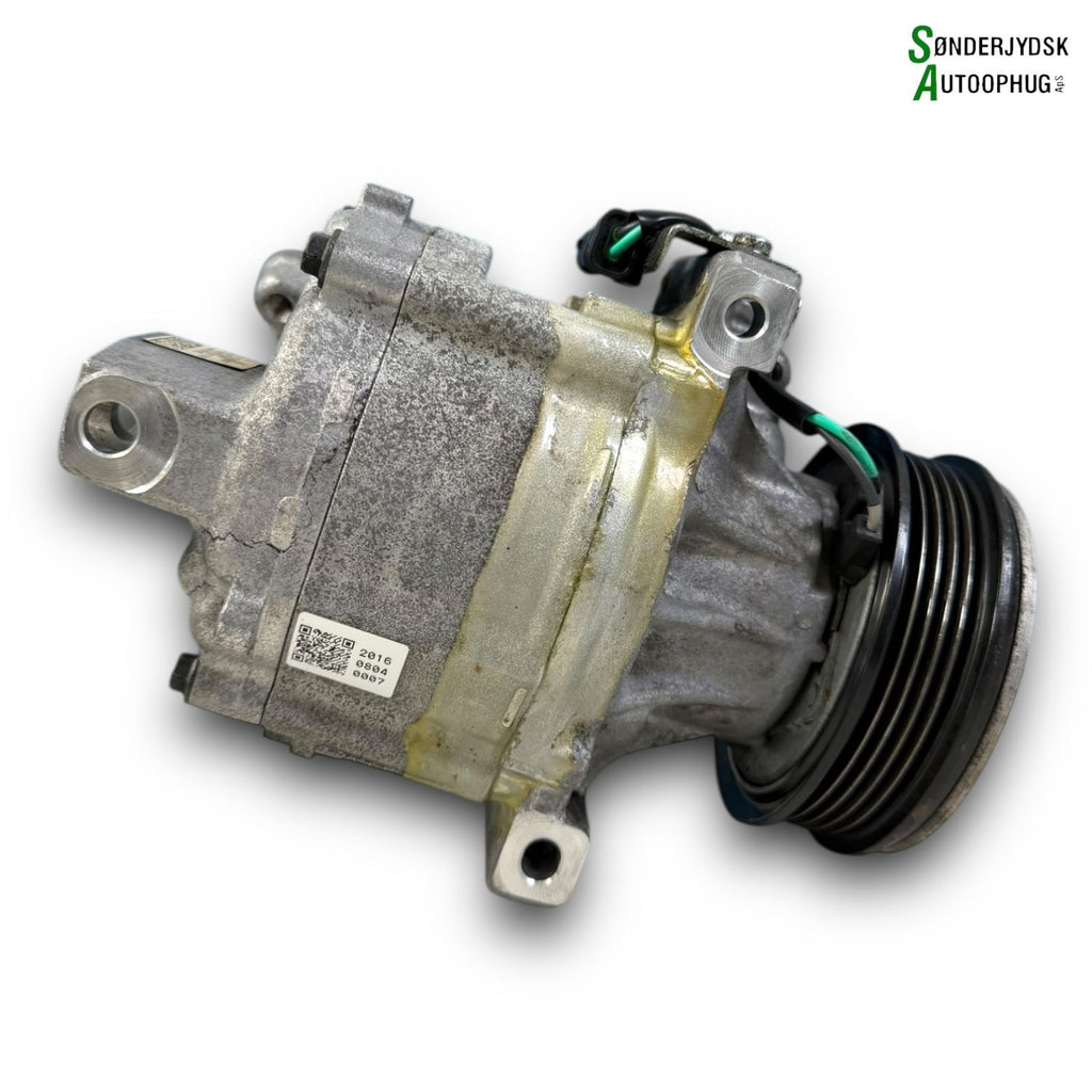 Opel Karl Aircondition Pumpe Med OEM Nr. 4471608836 Fra Opel Ophugger