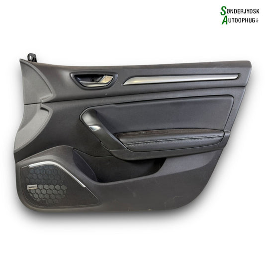 Renault Megane 4 Dørbeklædning Med OEM Nr. Ophugger Fra Renault Ophugger
