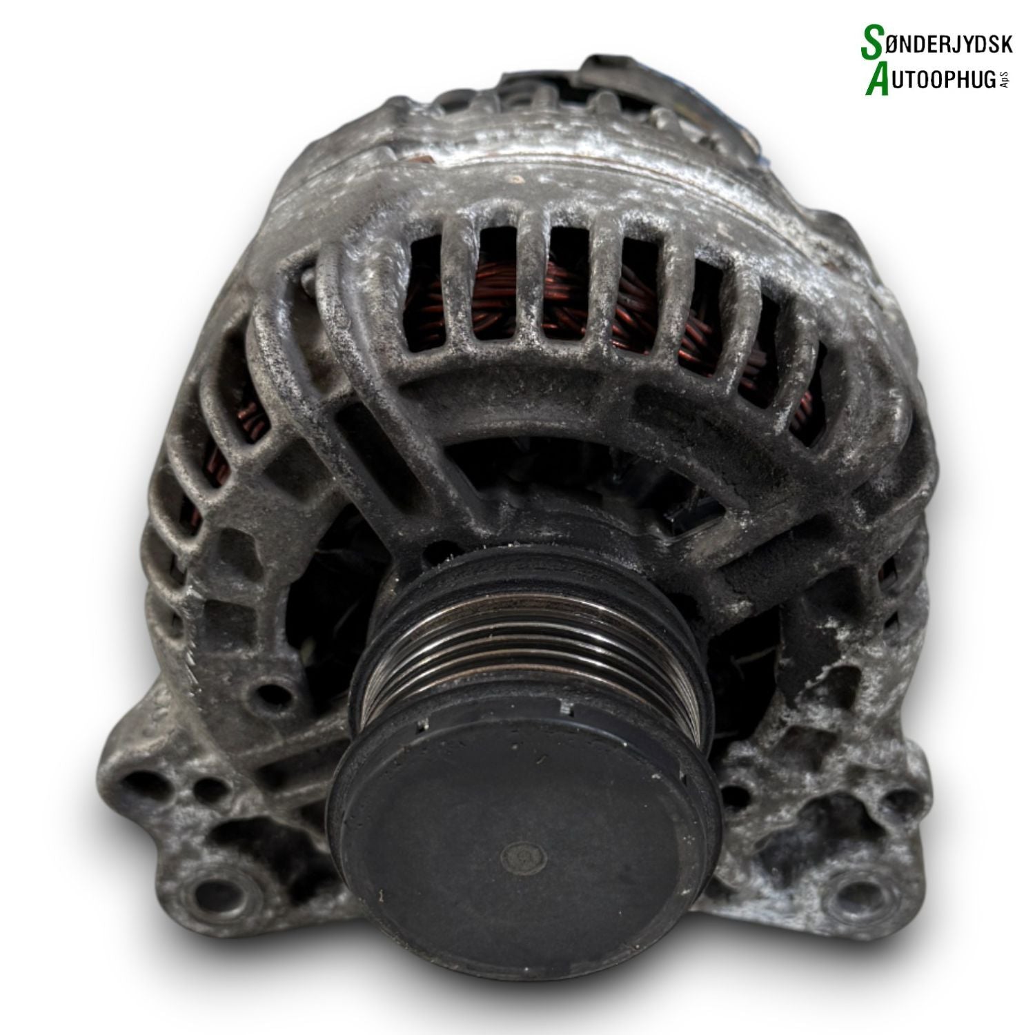 Audi A4 Generator Med OEM Nr. 03L903023F Fra Audi Ophugger