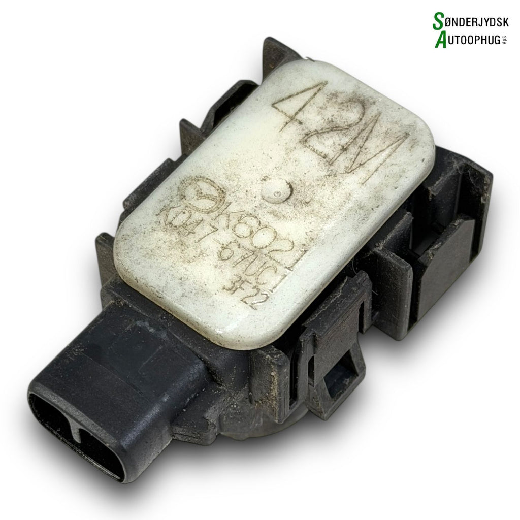 Mazda 3 Bm  Pdc Sensor/Baksensor Med OEM Nr. KD4767UC113 Fra Mazda Ophugger