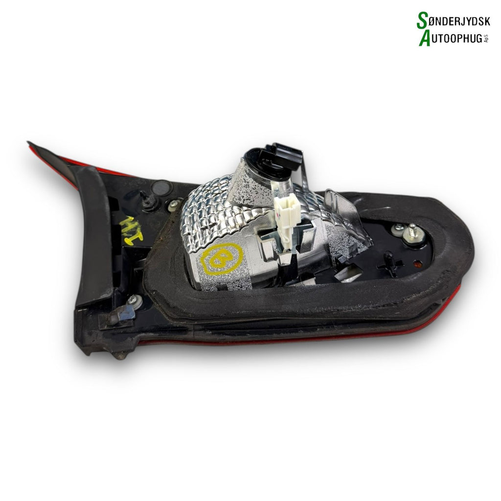 Mazda 3 Bm Baglygte Med OEM Nr. B45D513F0C Fra Mazda Ophugger