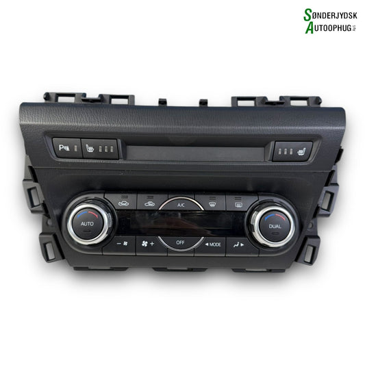Mazda 3 BM Varmeregulering Med OEM Nr. BHT161190B Fra Mazda Ophugger