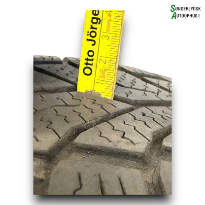 Toyota Auris E15 Fælge M/Vinter Dæk   Med OEM Nr. Ophugger Fra Toyota Ophugger