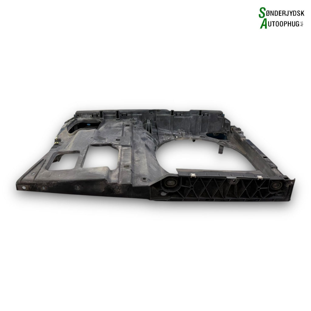 Seat Mii Frontkasse Med OEM Nr. 1S0805588D Fra Seat Ophugger