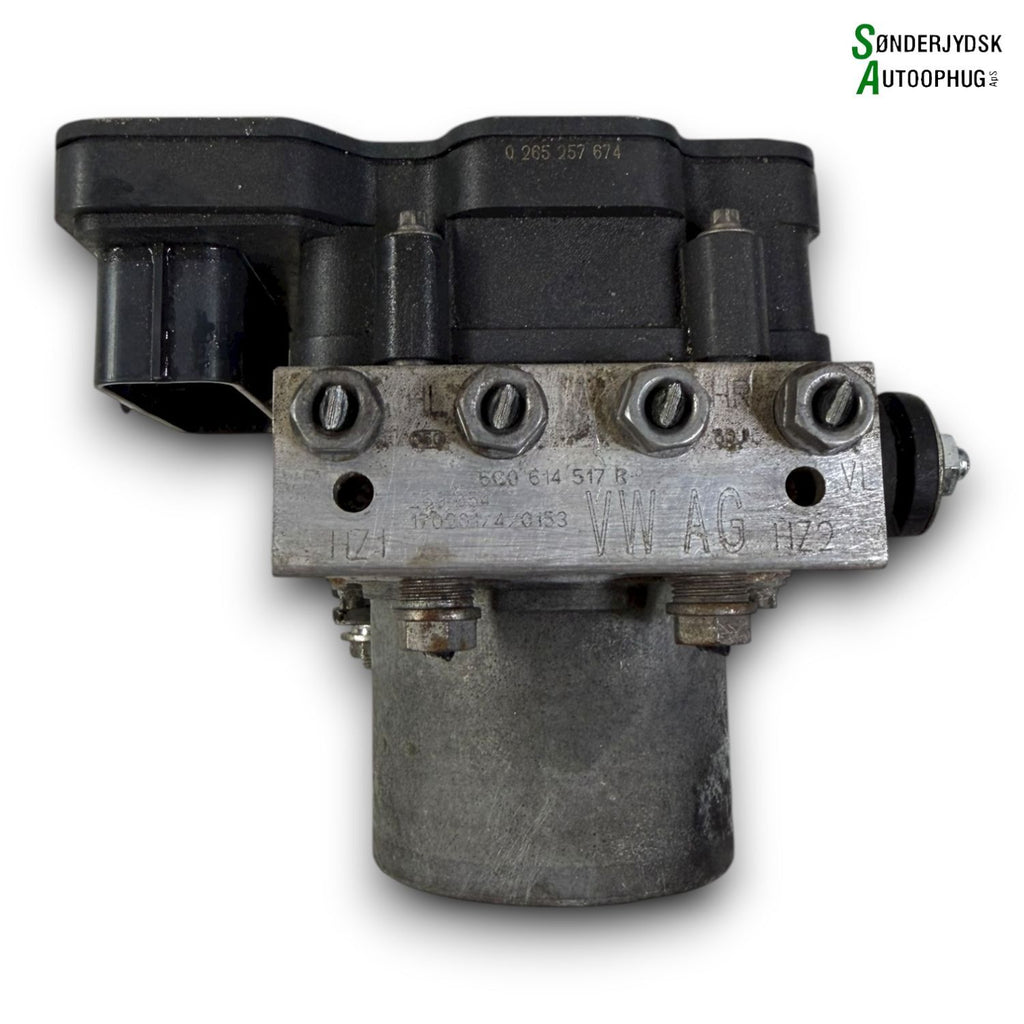 Skoda Fabia ABS Pumpe Med OEM Nr. 5Q0614517R Fra Skoda Ophugger