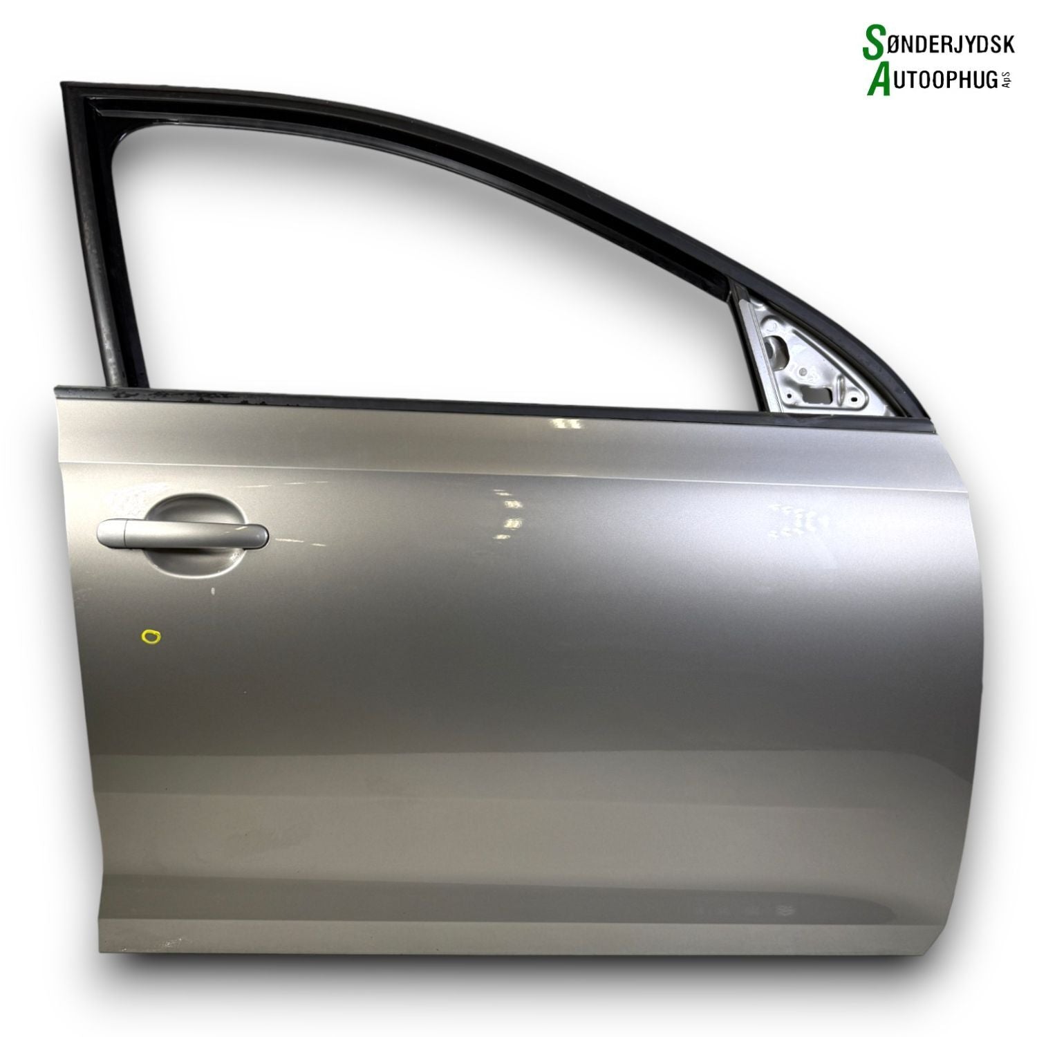 Skoda Rapid Fordør H Med OEM Nr. 5JA831056B Fra Skoda Ophugger