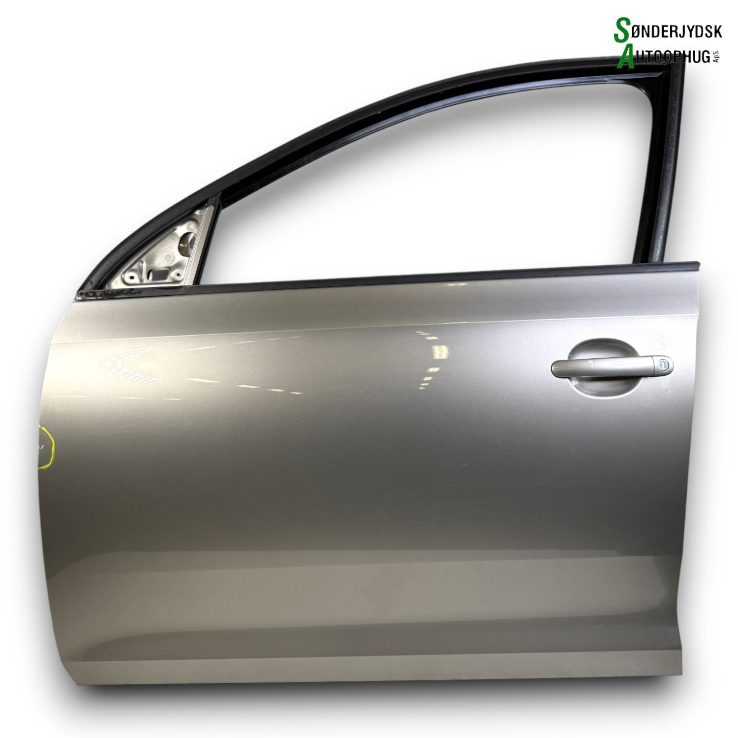 Skoda Rapid Fordør V Med OEM Nr. 5JA831055B Fra Skoda Ophugger