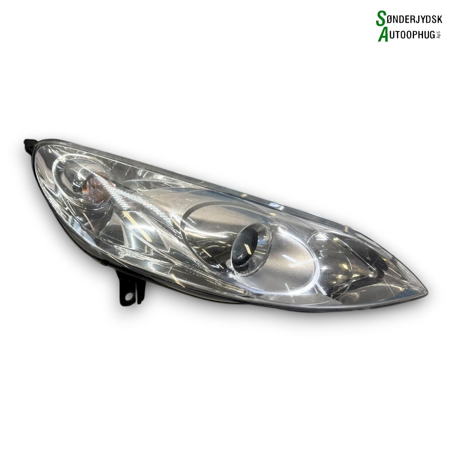 Peugeot 407 Forlygte Med OEM Nr. 9660235980 Fra Peugeot Ophugger