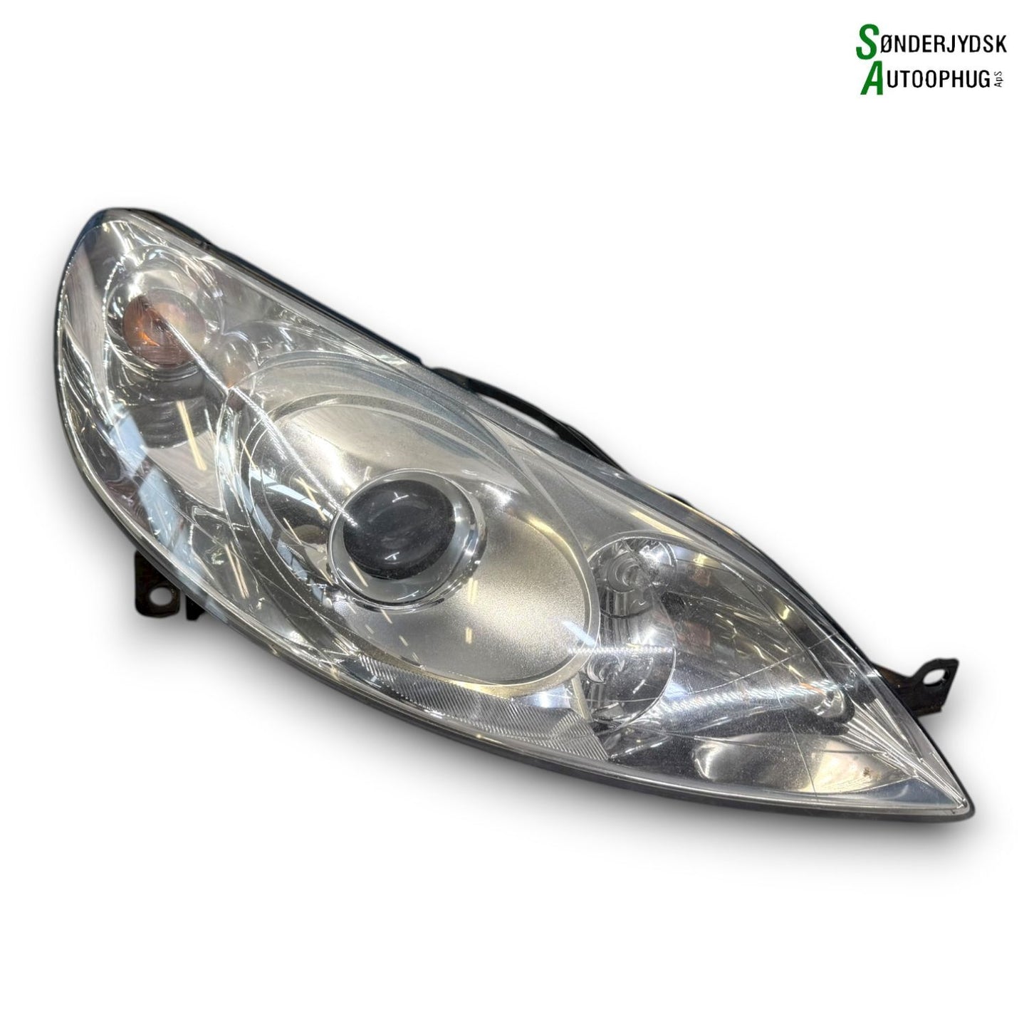 Peugeot Peugeot 407 Forlygte Med OEM Nr. 9660235980 Fra Peugeot Ophugger