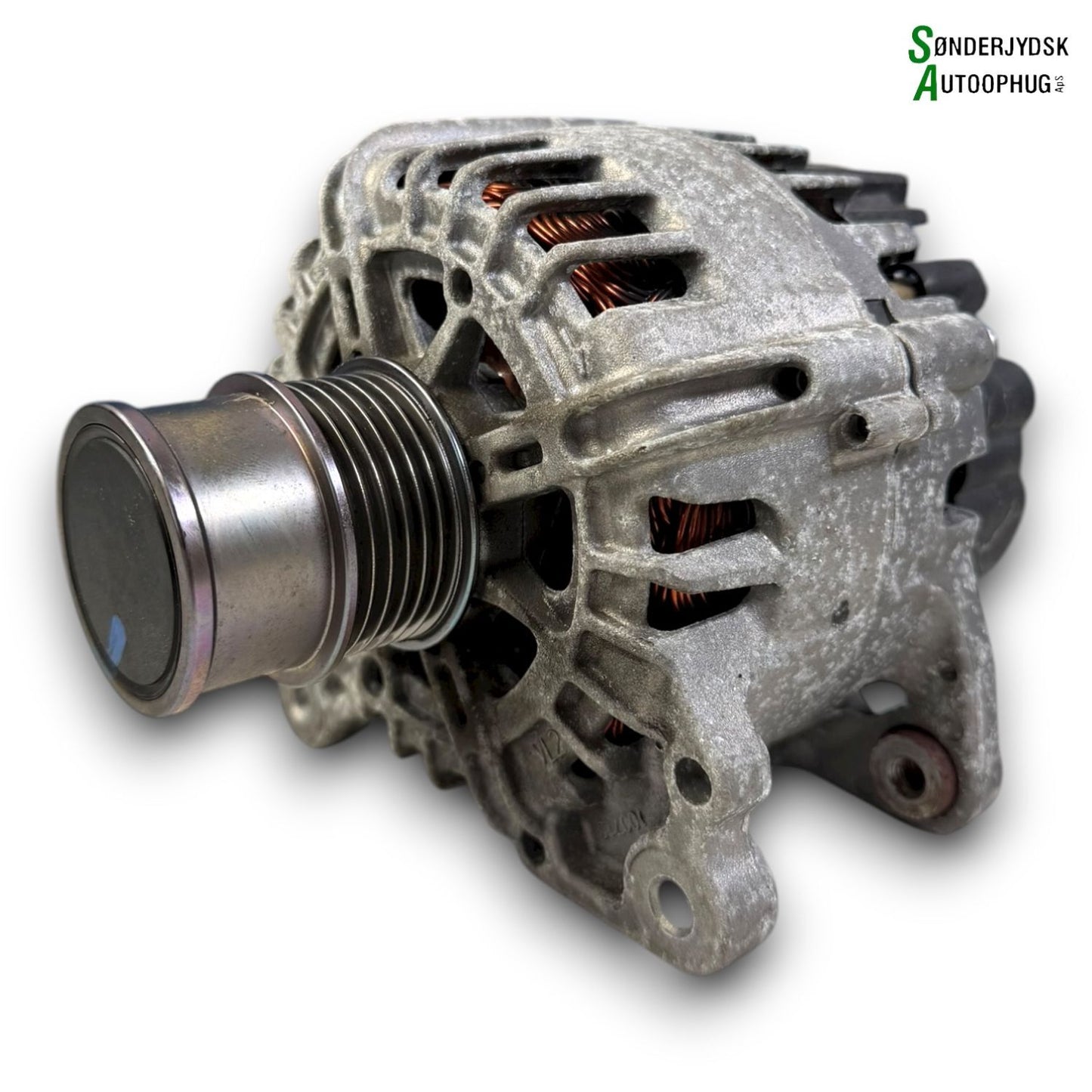 Skoda Rapid Generator Med OEM Nr. 04E903015AX Fra Skoda Ophugger