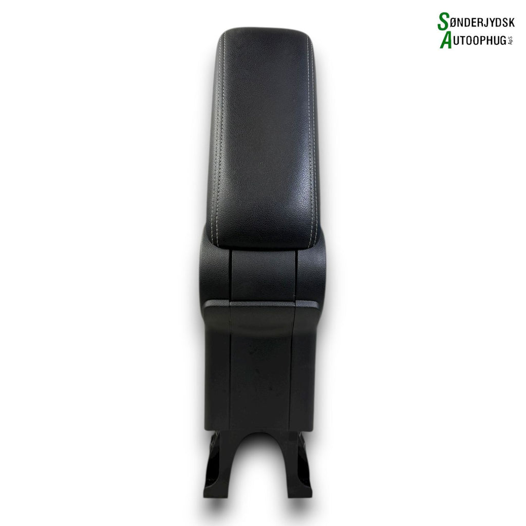 Skoda Rapid Armlæn Med OEM Nr. 6V0867173LHO Fra Skoda Ophugger