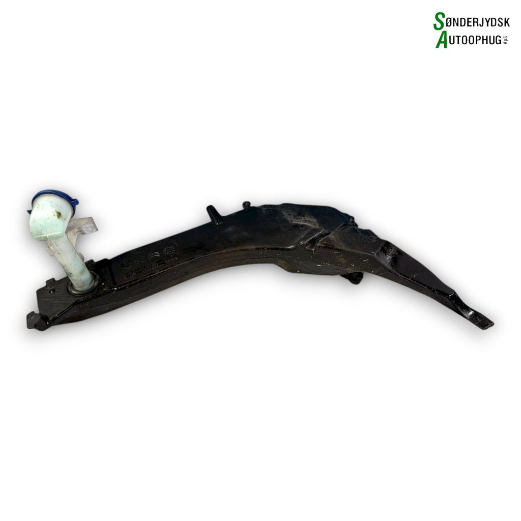 Peugeot 308 Sprinkler M/Motor Med OEM Nr. 9800715580 Fra Peugeot Ophugger