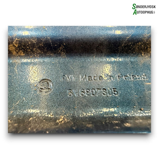 Skoda Fabia Kofangerstiver Med OEM Nr. 6V6807305 Fra Skoda Ophugger