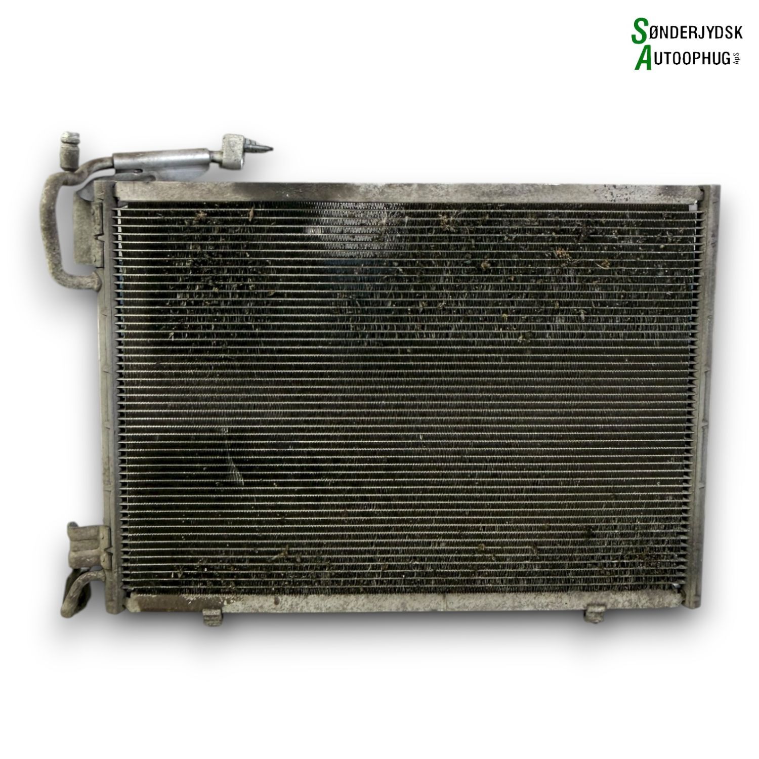 Ford Fiesta 7 Køler Aircond Med OEM Nr. 1856010 Fra Ford Ophugger