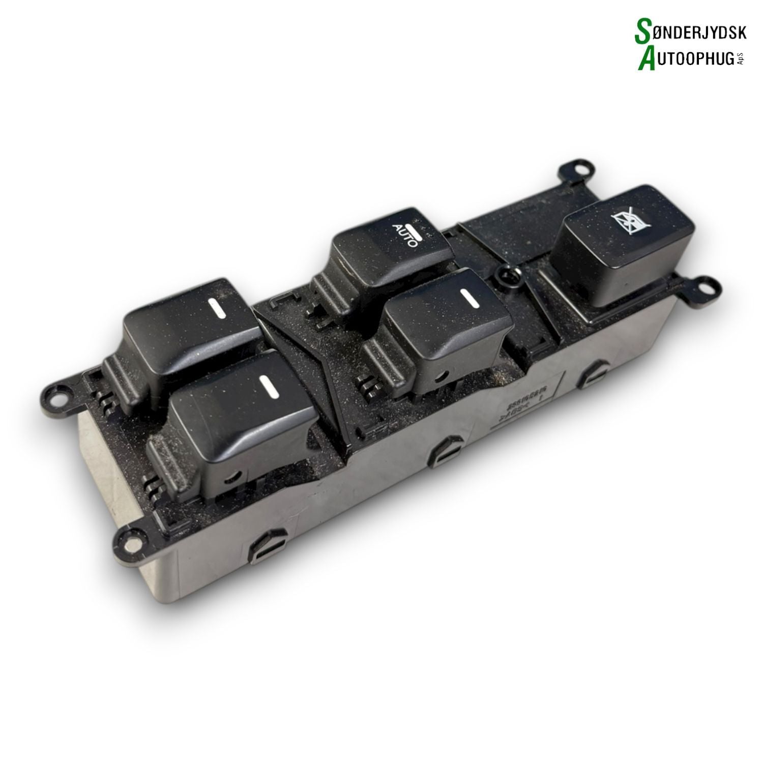 Kia Rio Ub Kontakt Rudehejs Med OEM Nr. 935701W130 Fra Kia Ophugger