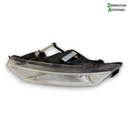 Skoda Rapid Tågelygte For Med OEM Nr. 5JA941701 Fra Skoda Ophugger