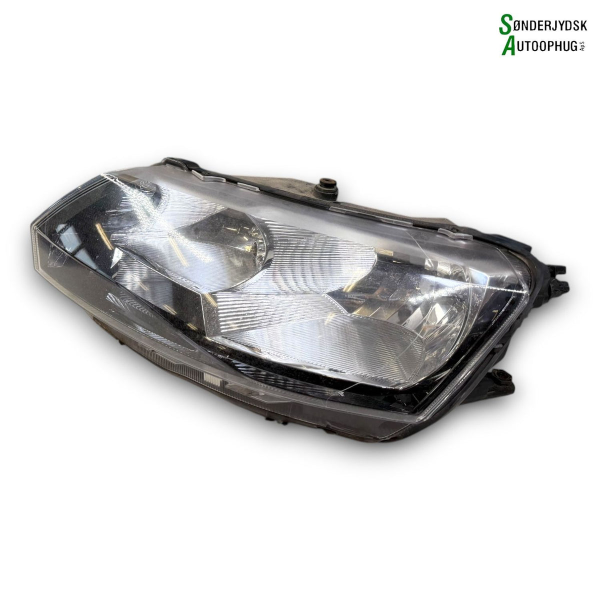 Skoda Rapid Forlygte Med OEM Nr. 5JB941015 Fra Skoda Ophugger