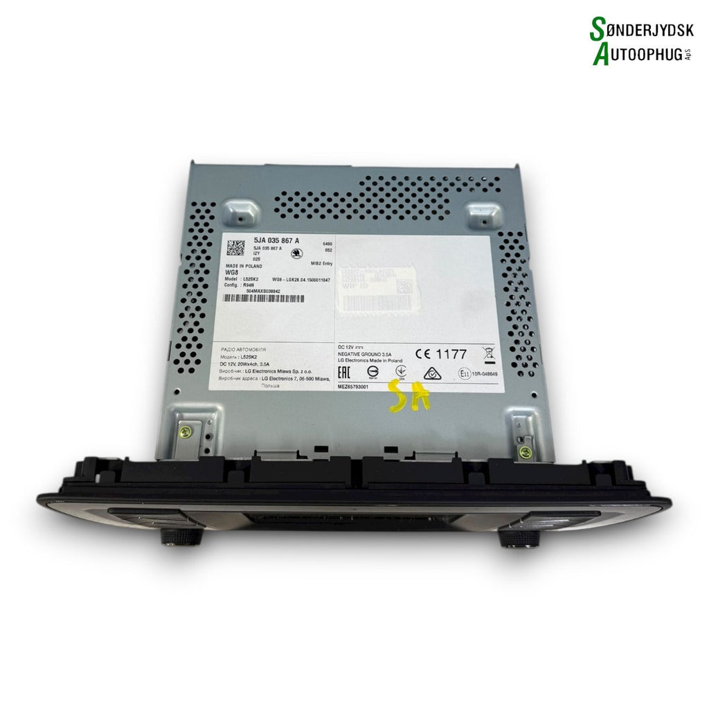 Skoda Rapid Radio, Multi Display Med OEM Nr. 5JA035867AIZY Fra Skoda Ophugger