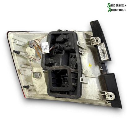 Skoda Rapid Baglygte Med OEM Nr. 5JJ945112 Fra Skoda Ophugger