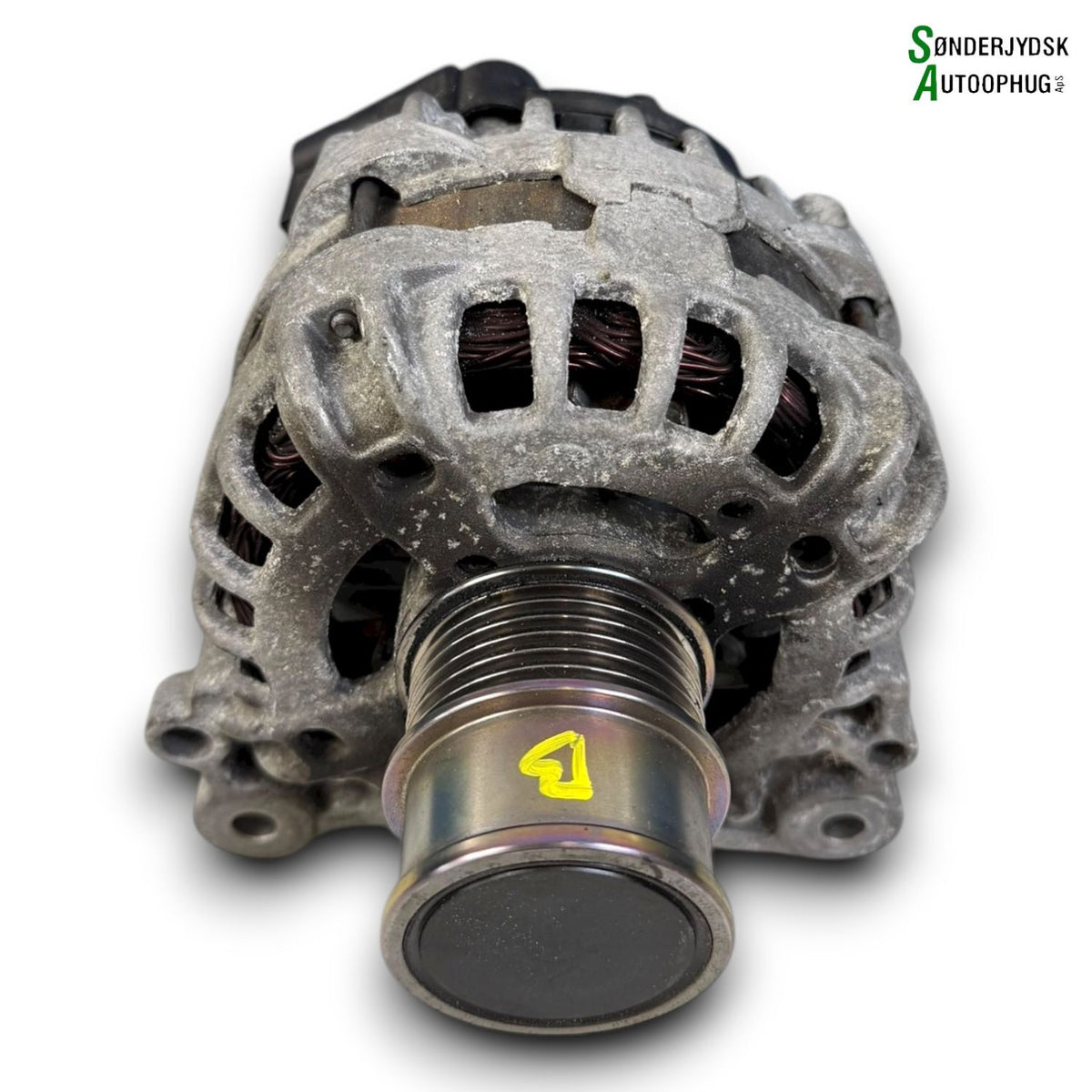 Skoda Rapid Generator Med OEM Nr. 04E903015AX Fra Skoda Ophugger
