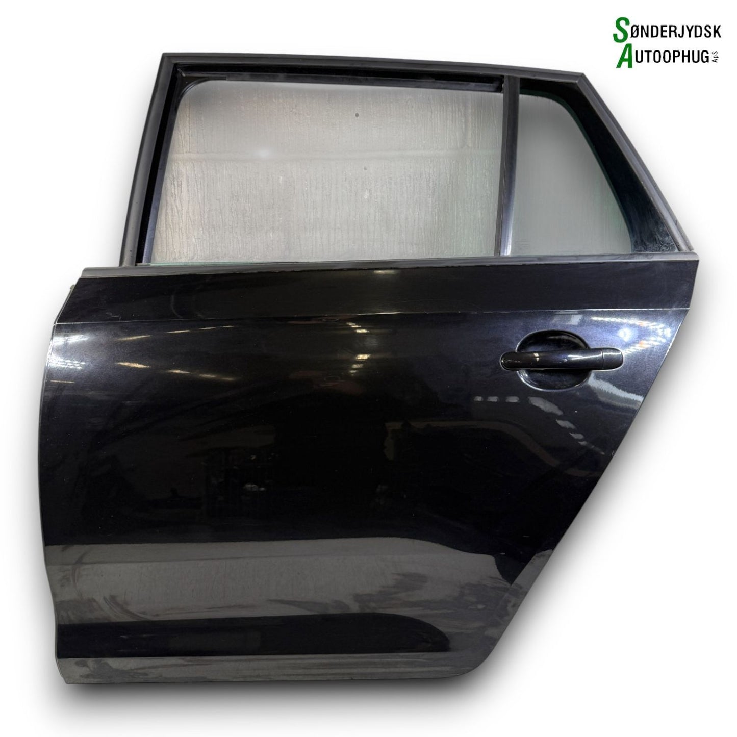 Skoda Rapid Bagdør V Med OEM Nr. 5JJ833051 Fra Skoda Ophugger