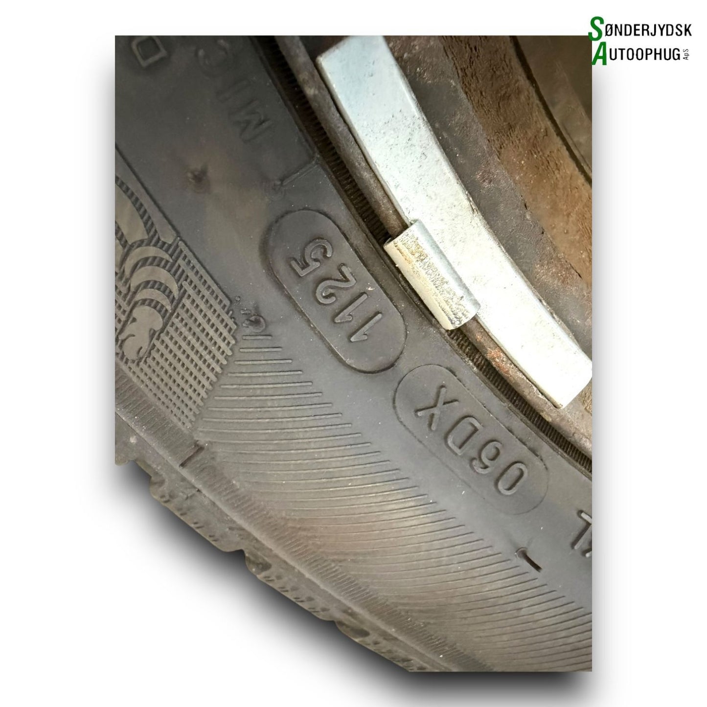 Opel Karl Fælge M/Vinter Dæk Med OEM Nr. 2150190 Fra Opel Ophugger