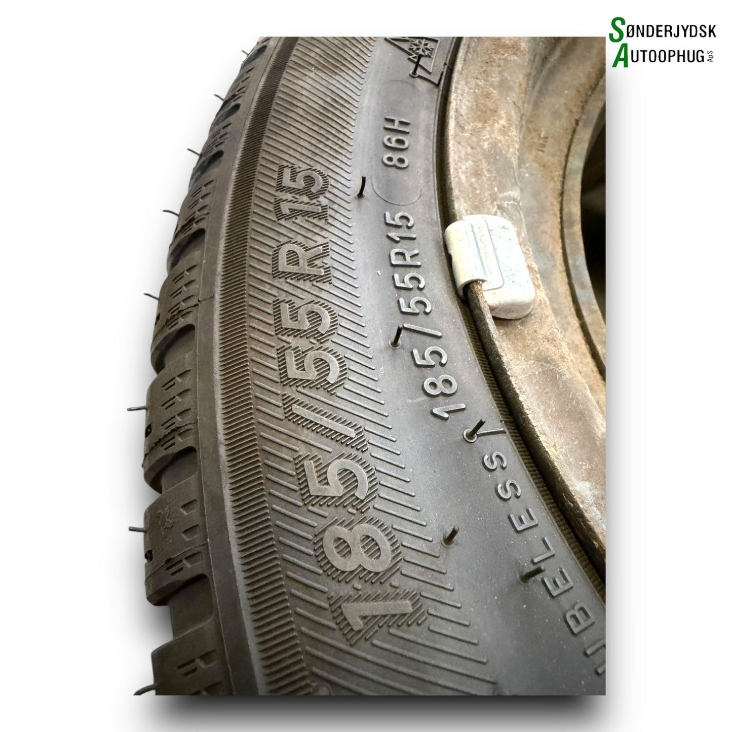 Opel Karl Fælge M/Vinter Dæk Med OEM Nr. 2150190 Fra Opel Ophugger