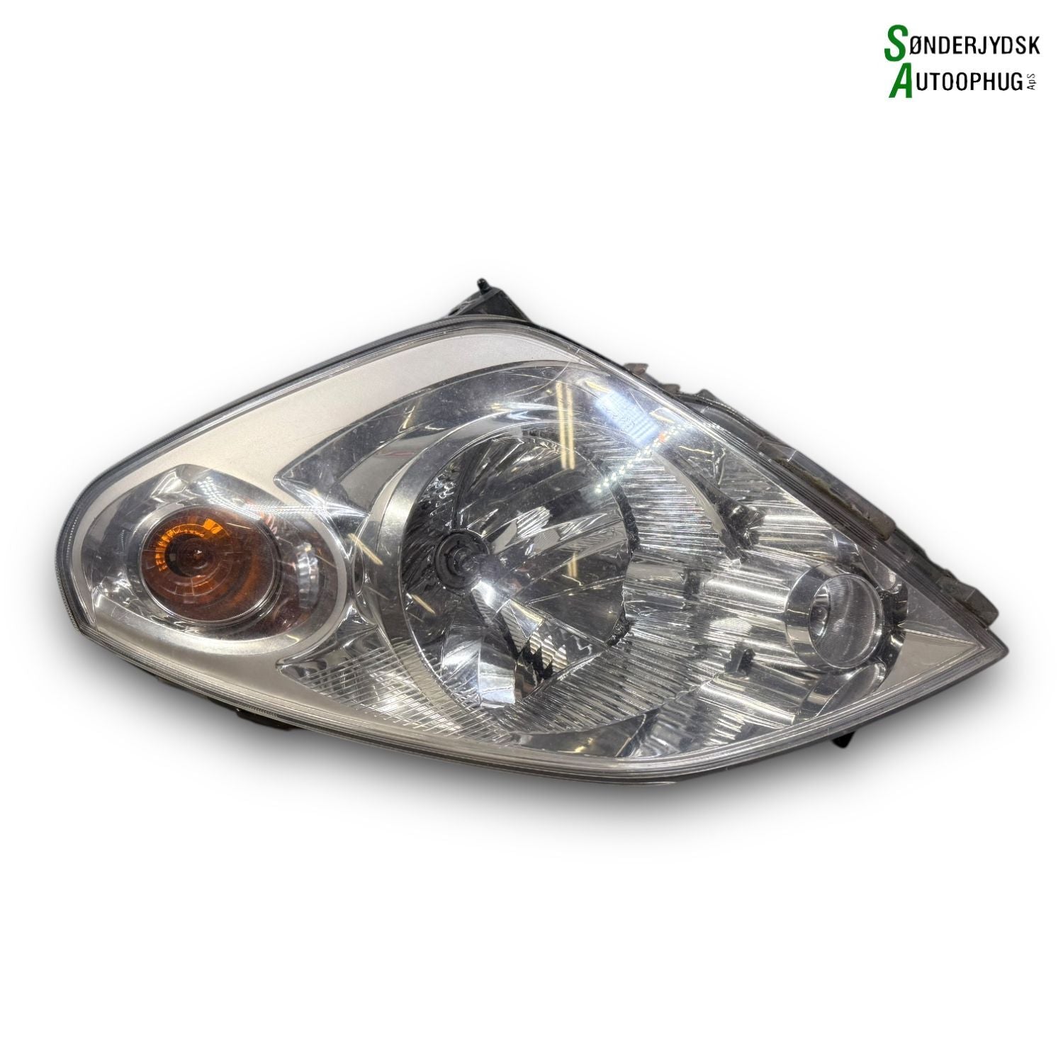 Suzuki Splash Forlygte Med OEM Nr. 3532051K01000 Fra Suzuki Ophugger