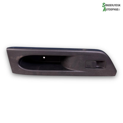 Suzuki Celerio Kontakt Rudehejs Med OEM Nr. 3799558M00000 Fra Suzuki Ophugger