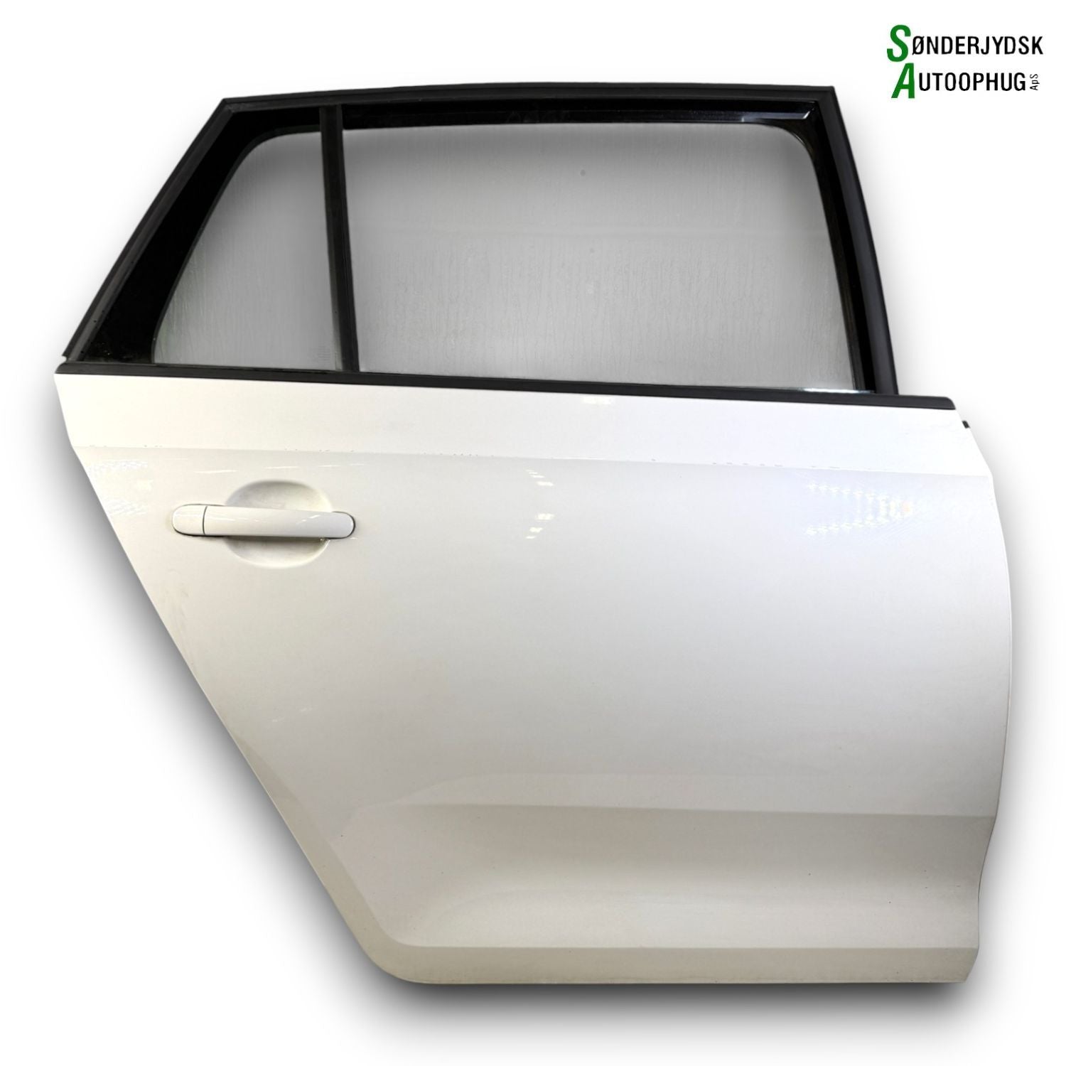 Skoda Rapid Bagdør H Med OEM Nr. 5JJ833056 Fra Skoda Ophugger