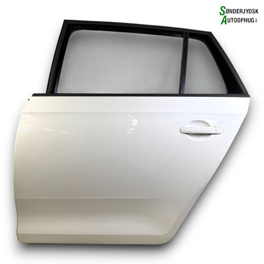 Skoda Rapid Bagdør V Med OEM Nr. 5JJ833055 Fra Skoda Ophugger