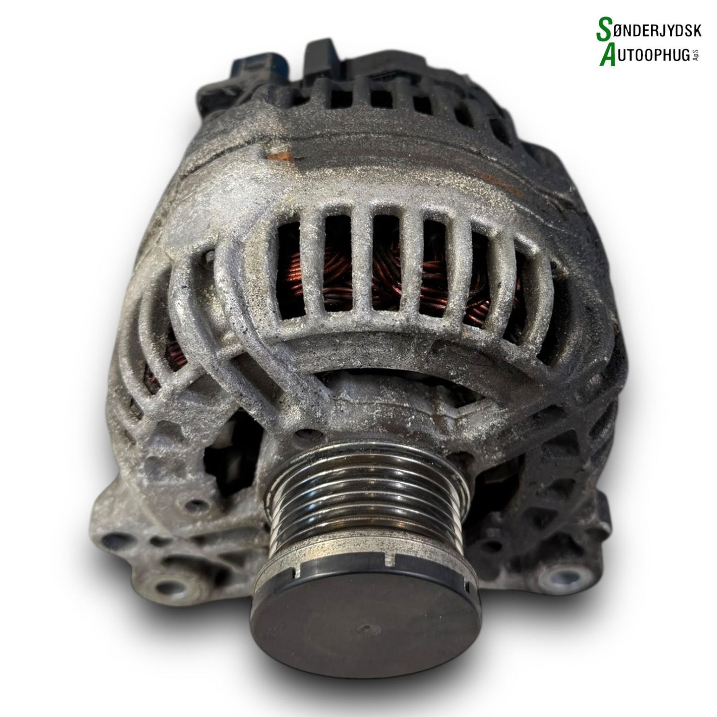 Skoda Rapid Generator Med OEM Nr. 03C903025F Fra Skoda Ophugger