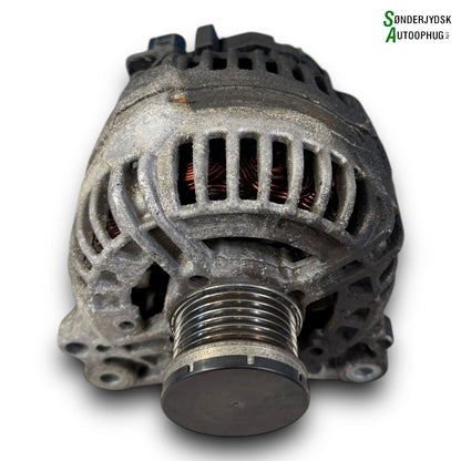Skoda Rapid Generator Med OEM Nr. 03C903025F Fra Skoda Ophugger