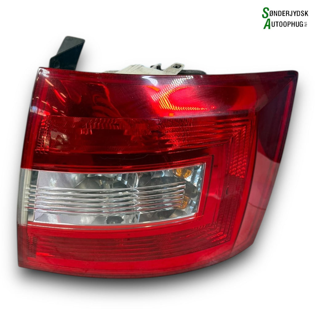 Skoda Rapid Baglygte Med OEM Nr. 5JJ945258 Fra Skoda Ophugger