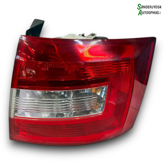 Skoda Rapid Baglygte Med OEM Nr. 5JJ945258 Fra Skoda Ophugger