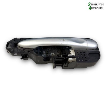 Renault Grand Scenic 3 Håndtag Udvendig Med OEM Nr. 806B04979R Fra Renault Ophugger