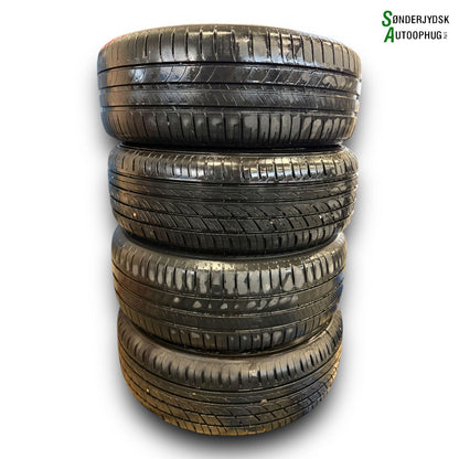 Skoda Octavia Fælge M/Sommerdæk Med OEM Nr. 5E0601025C Fra Skoda Ophugger